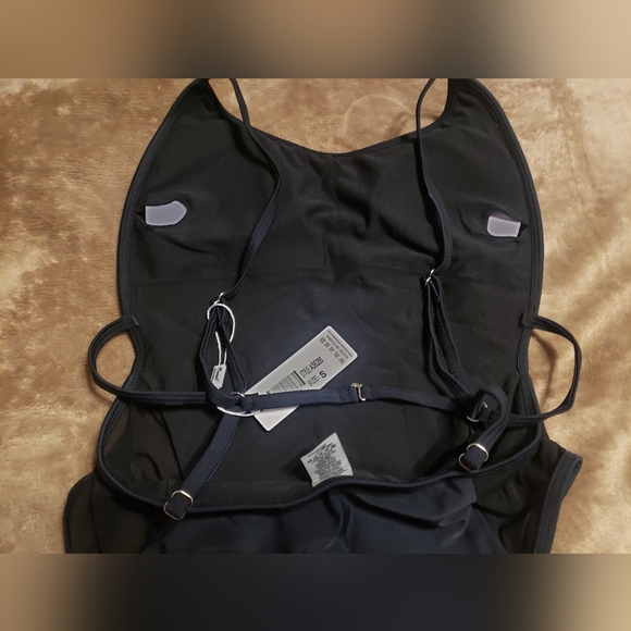 Sexy one piece swimsuit - Picture 10 of 12